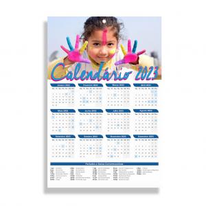 Calendário de parede Personalizado Fotográfico 180gr A4 4/0 - Frente Colorida e verso Branco  Corte Reto Furo Bolinha