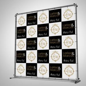 Painel para Fotos em Eventos Banner Backdrop Personalizado Lona 440gr Personalizado 4/0 - Frente Colorida e verso Cinza Brilho ou Fosco Ilhós na bordas Reforço de corda nas bordas